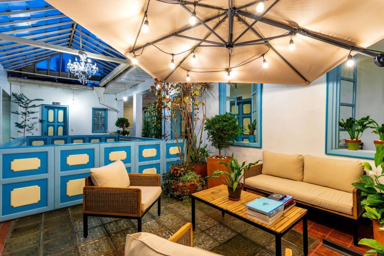 Del Parque Hotel & Suites Куэнка Экстерьер фото
