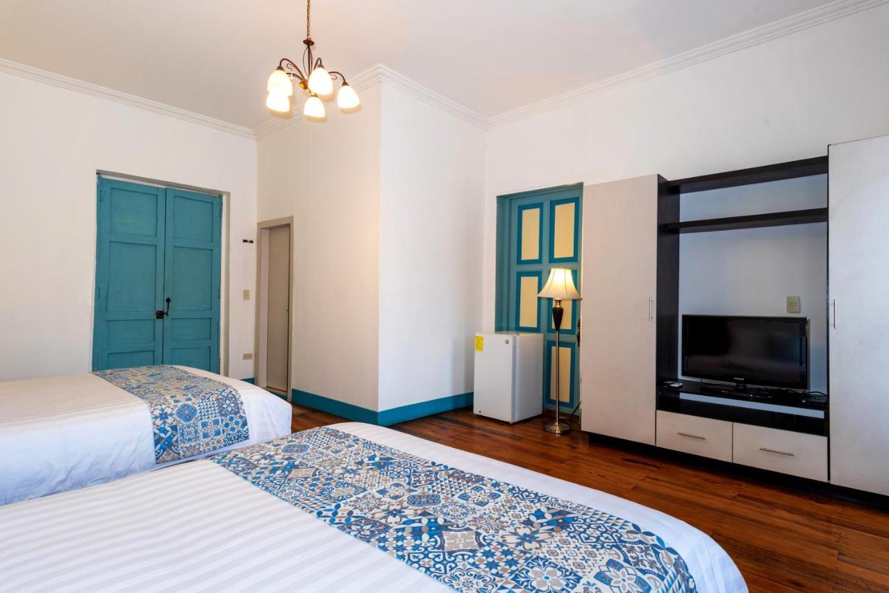Del Parque Hotel & Suites Куэнка Экстерьер фото